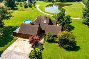 40163 Banks Rd, Grafton, OH 44044 - Photo 2