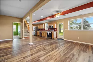 40175 Banks Rd, Grafton, OH 44044 - Photo 8