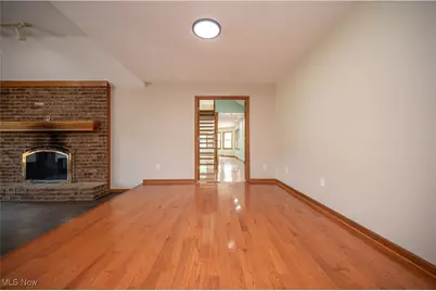 610 S Newton Falls Road, Diamond, OH 44412 - Photo 24