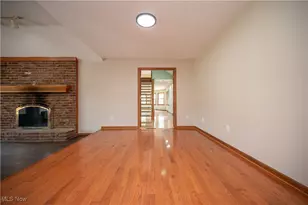 610 S Newton Falls Rd, Diamond, OH 44412 - Photo 24