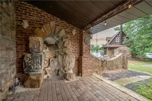 610 S Newton Falls Rd, Diamond, OH 44412 - Photo 8