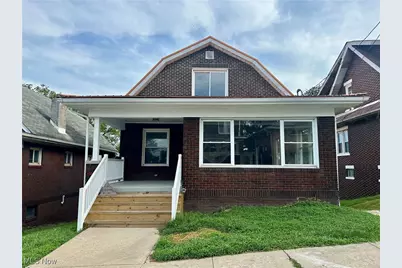 121 Pikeview Street, Weirton, WV 26062 - Photo 1