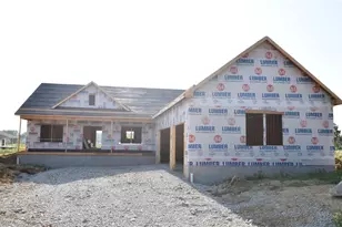 107 Berklee Ln, Boardman, OH 44514 - Photo 2