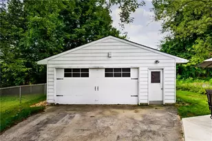 2379 Clyde St, Poland, OH 44514 - Photo 4