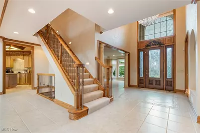 1542 Alexandria Parkway SE, North Canton, OH 44709 - Photo 6