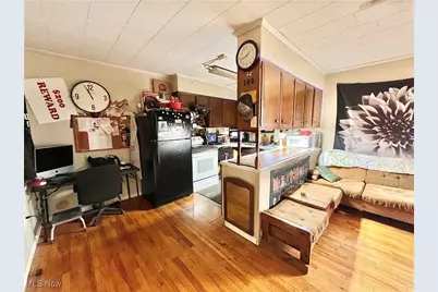 210 W Main Road, Conneaut, OH 44030 - Photo 20