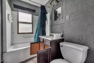 2346 Livingston Avenue, Lorain, OH 44052 - Photo 18