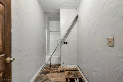 2346 Livingston Avenue, Lorain, OH 44052 - Photo 28