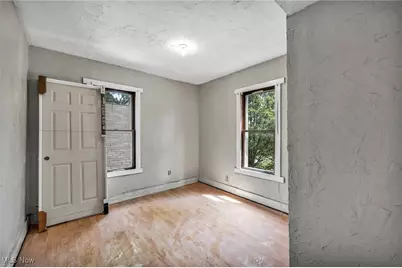 2346 Livingston Avenue, Lorain, OH 44052 - Photo 22