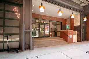 725 Johnson Ct, Loveland, OH 44113 - Photo 24