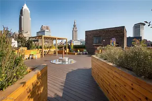 725 Johnson Ct, Loveland, OH 44113 - Photo 22