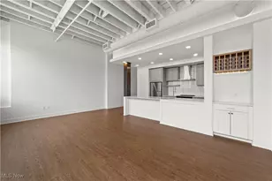 2048 Fulton Rd, Loveland, OH 44113 - Photo 24