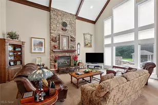 18100 Hawksmoor Way, Chagrin Falls, OH 44023 - Photo 18