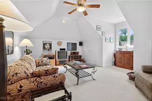 18100 Hawksmoor Way, Chagrin Falls, OH 44023 - Photo 34