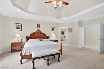 18100 Hawksmoor Way, Chagrin Falls, OH 44023 - Photo 22