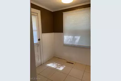 1310 Roselawn Ave Avenue, Belpre, OH 45714 - Photo 10