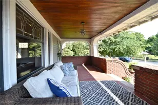 17930 Rosecliff Rd, Loveland, OH 44119 - Photo 2