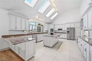 5391 Muirfield Dr, Canfield, OH 44406 - Photo 12