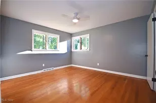 365 Sleepy Hollow Dr, Canfield, OH 44406 - Photo 16