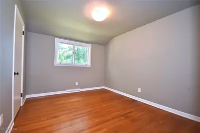 365 Sleepy Hollow Drive, Canfield, OH 44406 - Photo 18