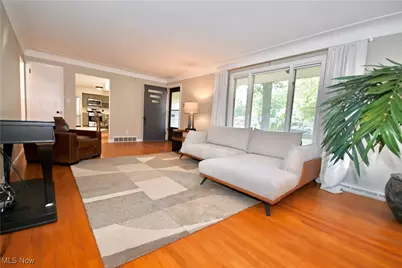 365 Sleepy Hollow Drive, Canfield, OH 44406 - Photo 8