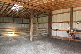 1515 Meadow Farm Church Rd, Zanesville, OH 43701 - Photo 10