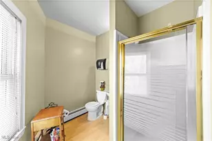 2280 W 10th St, Loveland, OH 44113 - Photo 22