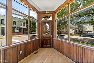 2280 W 10th Street, Loveland, OH 44113 - Photo 2