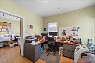 2280 W 10th St, Loveland, OH 44113 - Photo 20