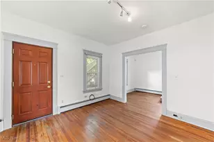 2280 W 10th St, Loveland, OH 44113 - Photo 6