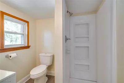 2232 19th Street SW, Akron, OH 44314 - Photo 20