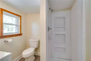 2232 19th St SW, Akron, OH 44314 - Photo 20