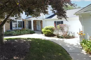 2219 Fairway Blvd, Hudson, OH 44236 - Photo 1