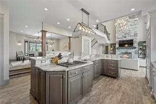 455 Via Avellino St, North Lima, OH 44452 - Photo 8