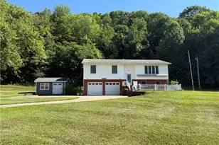 2993 Brightwood Rd SE, New Philadelphia, OH 44663 - Photo 2