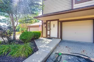 4579 Morgate Cir NW, Canton, OH 44708 - Photo 4