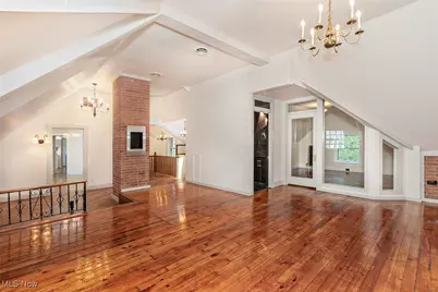 10 E Hanna Lane S, Bratenahl, OH 44108 - Photo 12