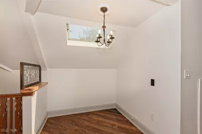 10 E Hanna Lane S, Bratenahl, OH 44108 - Photo 8