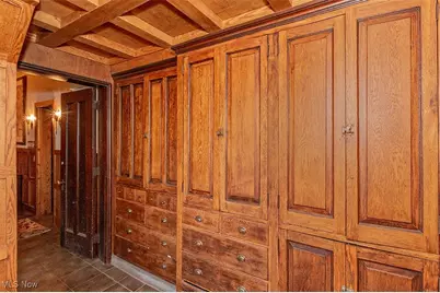 10 E Hanna Lane S, Bratenahl, OH 44108 - Photo 6