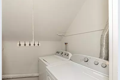 10 E Hanna Lane S, Bratenahl, OH 44108 - Photo 22