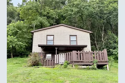 120 Wall Street, Weirton, WV 26062 - Photo 1