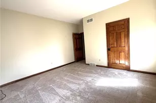 268 S Bayshore Dr, Columbiana, OH 44408 - Photo 18