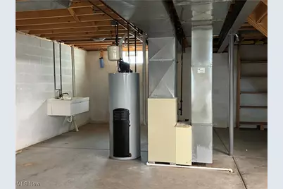 268 S Bayshore Drive, Columbiana, OH 44408 - Photo 28