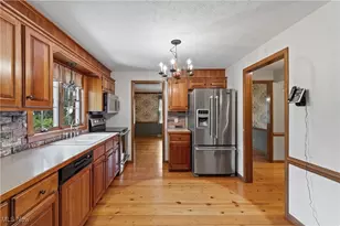 11167 Northwood Ave NE, Bolivar, OH 44612 - Photo 10