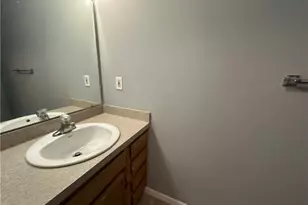 933 W 37th St, Ashtabula, OH 44004 - Photo 10