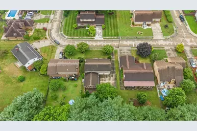 1806 Pennsylvania Avenue, Belpre, OH 45714 - Photo 4