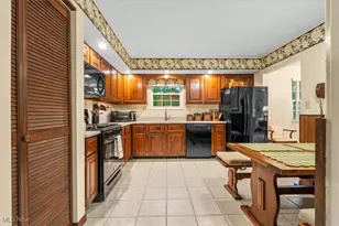 1806 Pennsylvania Ave, Belpre, OH 45714 - Photo 18