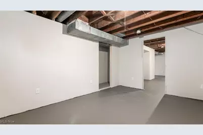 5617 Skyline Dr, Cambridge, OH 43725 - Photo 16