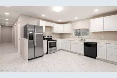 5617 Skyline Dr, Cambridge, OH 43725 - Photo 6