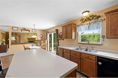 107 Cedar Glen, Chardon, OH 44024 - Photo 12